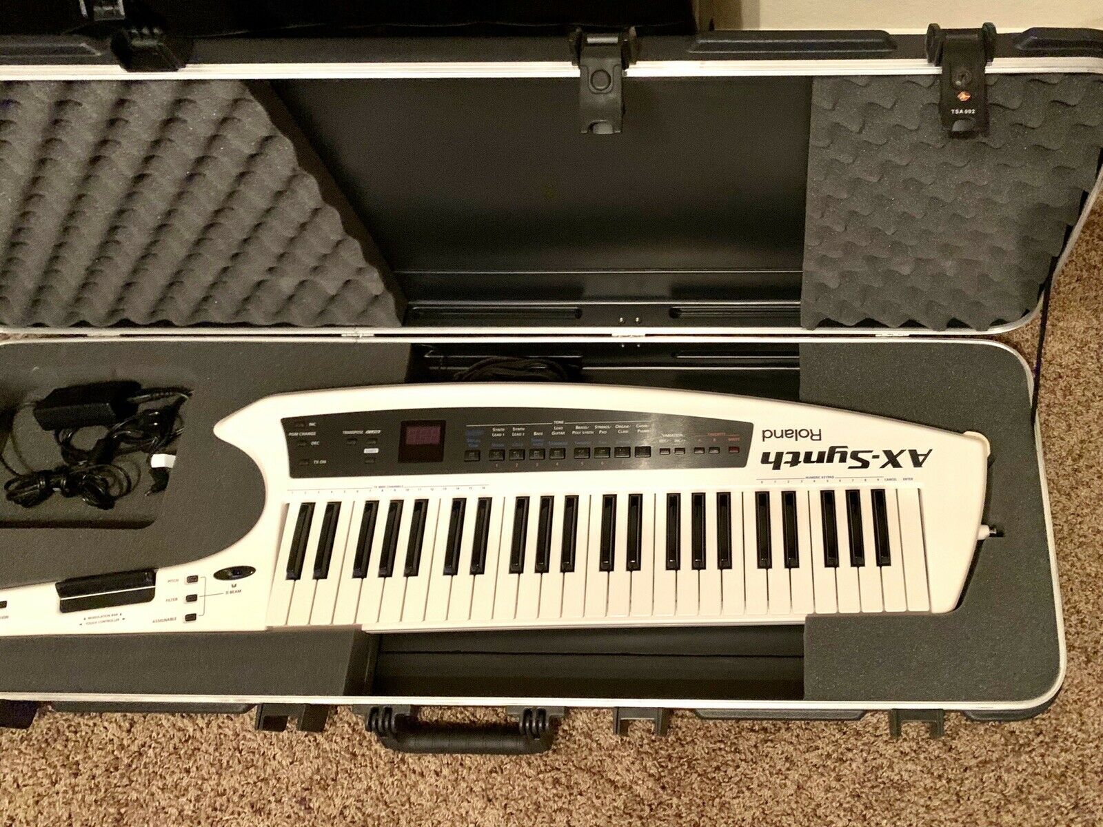 AxSynth Synthfind