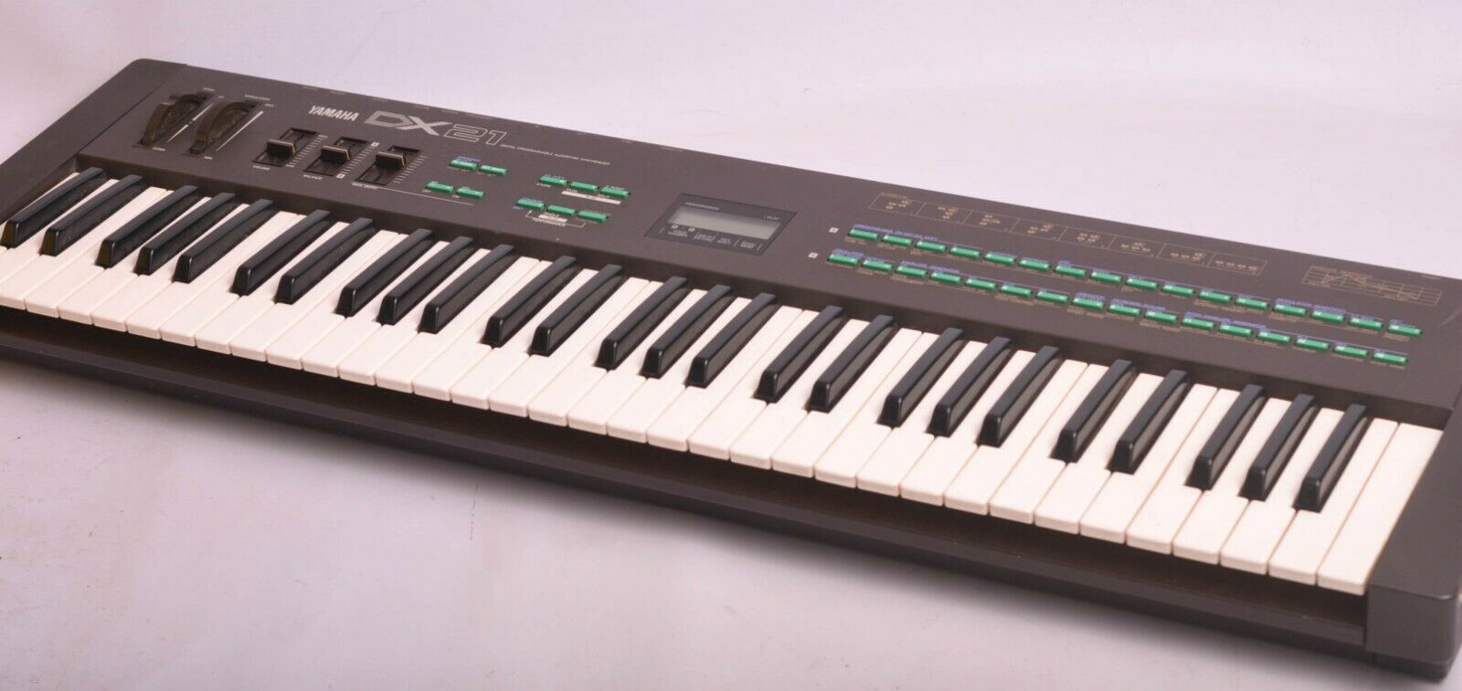 DX21 Synthfind
