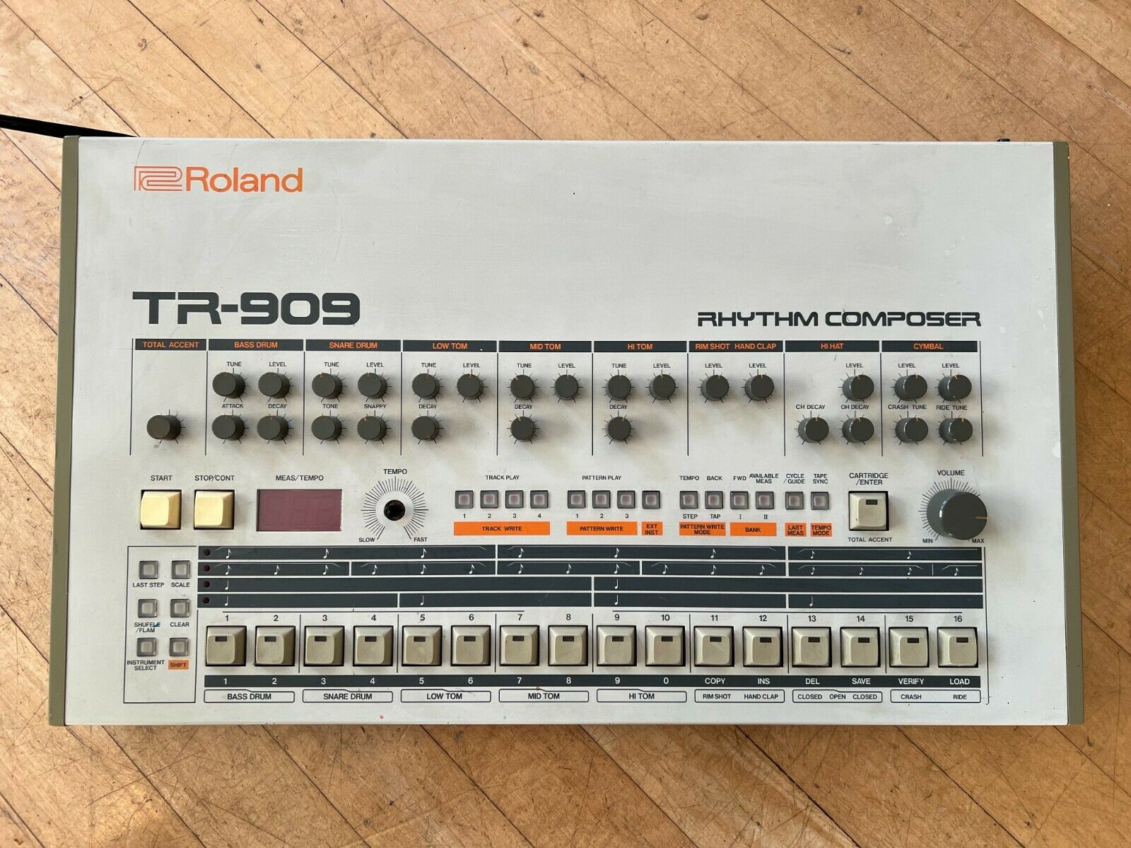 TR-909 – Synthfind